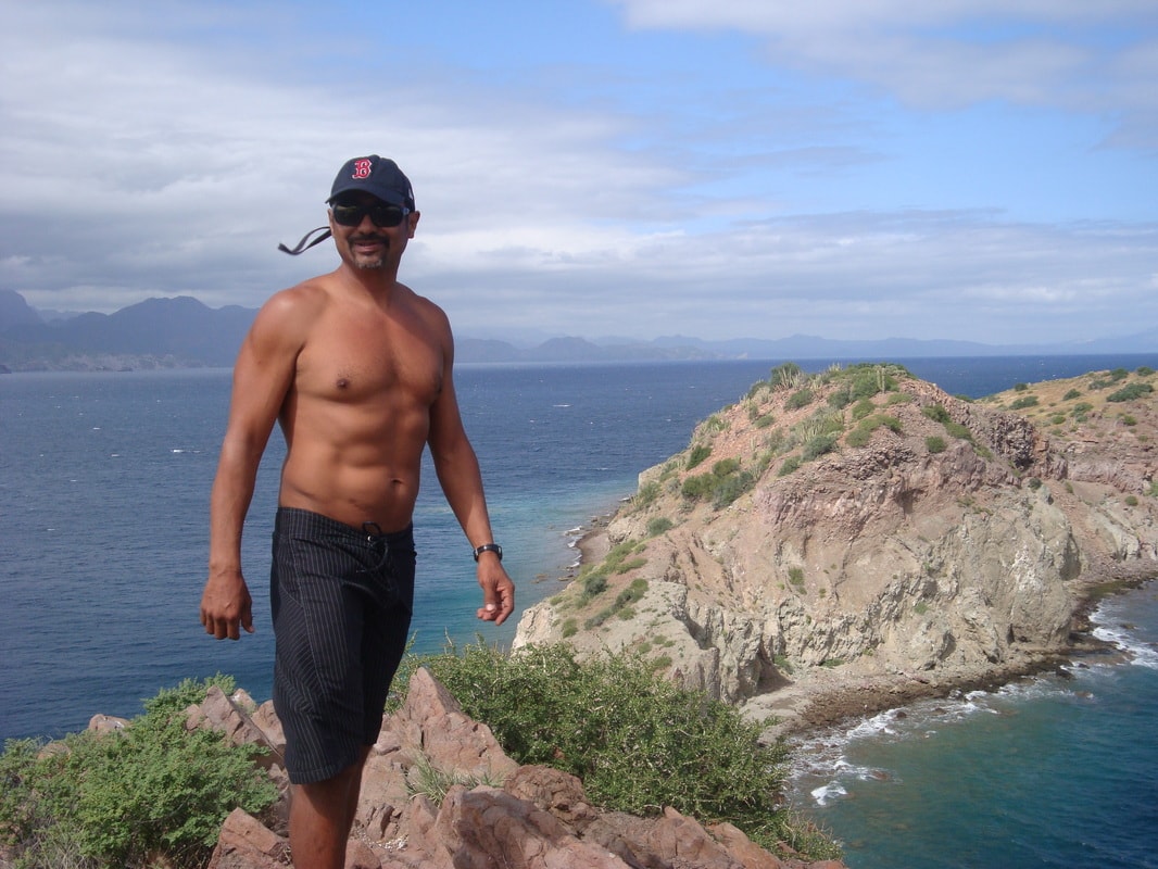 Hiking scene in the Sierra de la Giganta mountains near Loreto